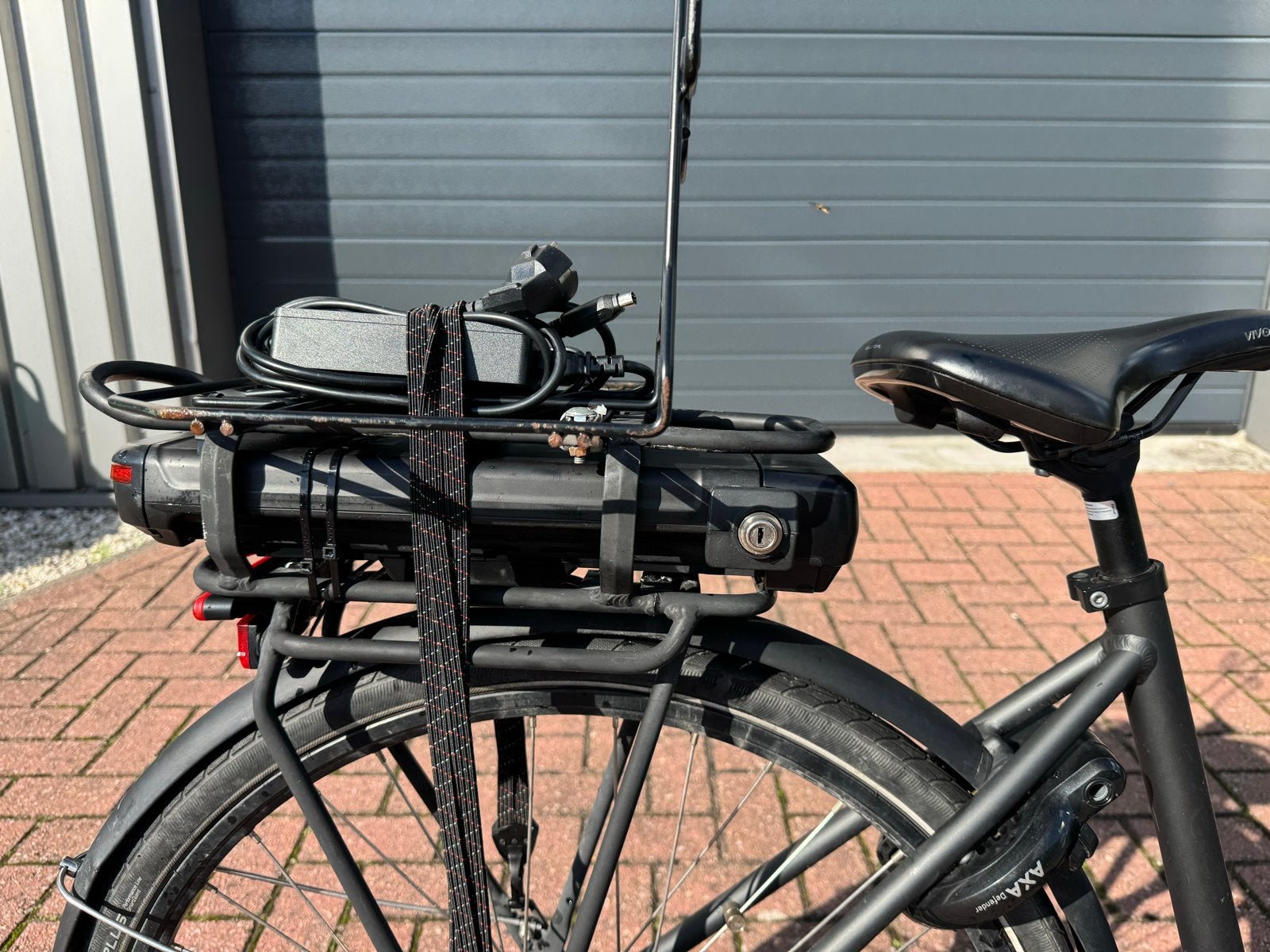 Foto 10 van Batavus Fonk E-bike  - Gebruikt met gebruikerssporen