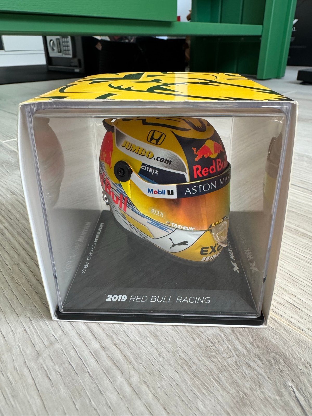 Max Verstappen Oostenrijk 2019 Schaalhelm 1:4 - Nieuw, Ophalen of Verzenden, Nieuw, Formule 1