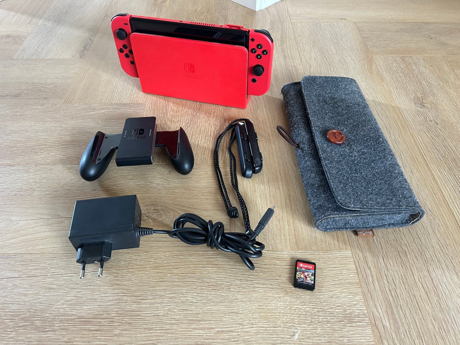 Nintendo switch oled, mario kart editie inc vele games!, Met games, Zo goed als nieuw, Met 1 controller, Switch OLED