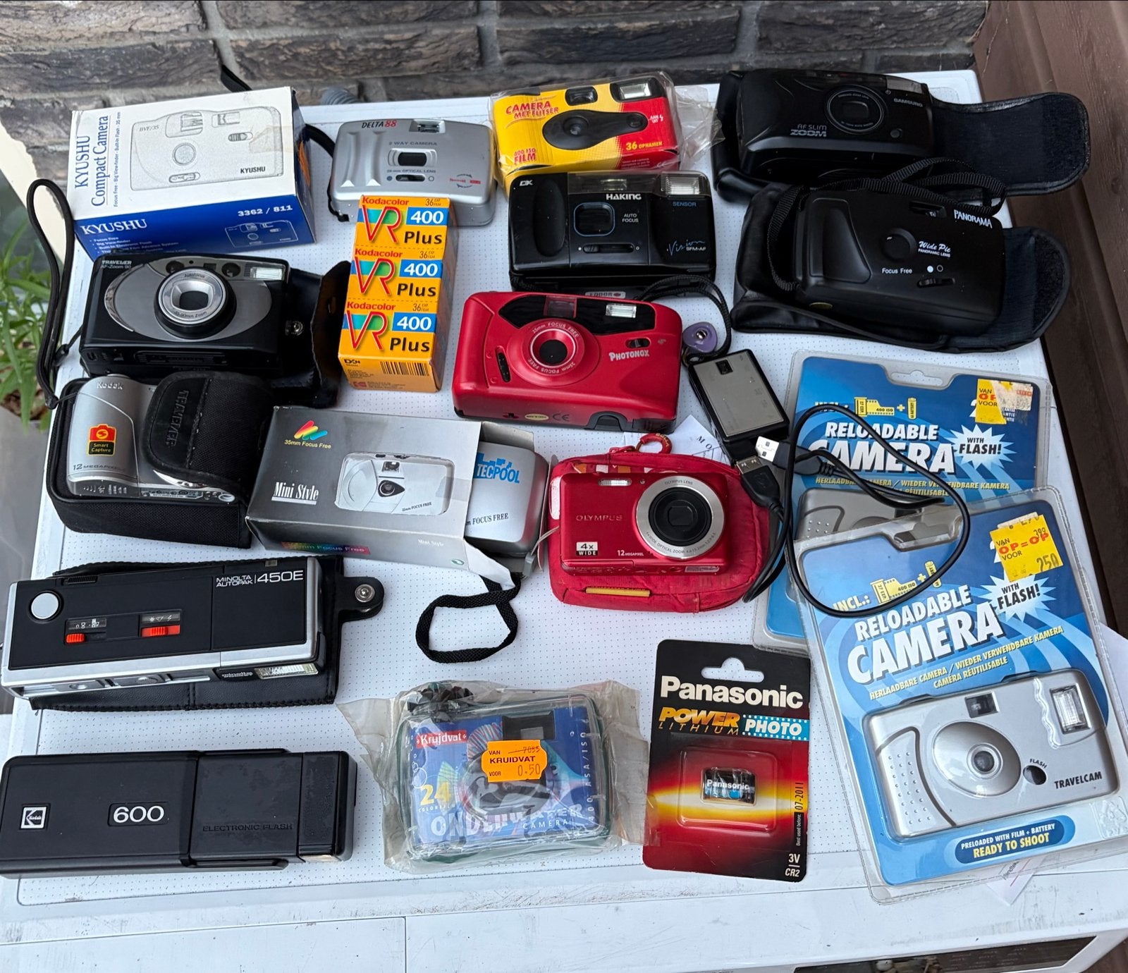 Lot van 14 diverse camera's: van wegwerp tot digitaal, Ophalen of Verzenden, Gebruikt, Compact, Overige Merken