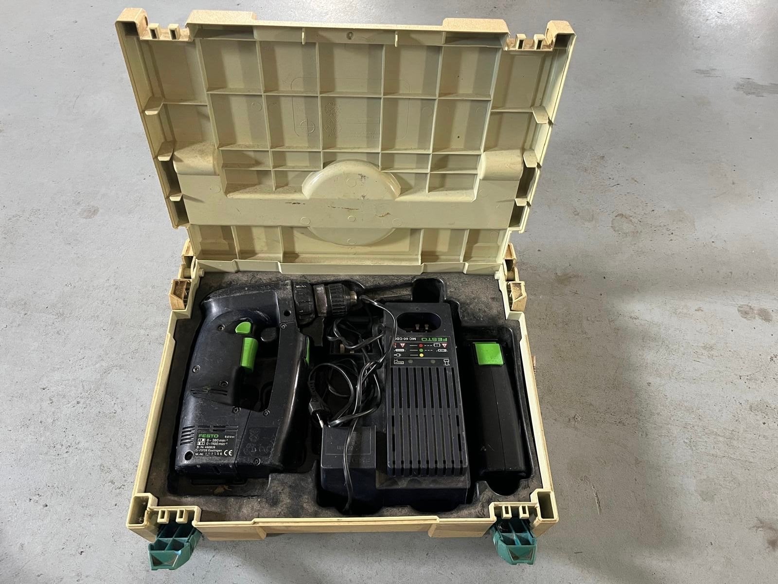 Foto 2 van Festool CDD 9.6 ES Accuboormachine met lader en 2 accu's