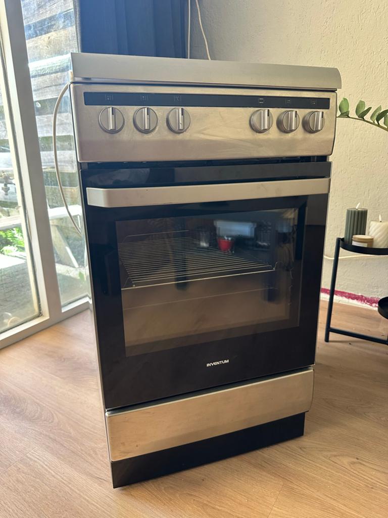 Inventum VFG5020GRVS, elektrisch gasfornuis met over, Ophalen, 4 kookzones, Zo goed als nieuw, Vrijstaand