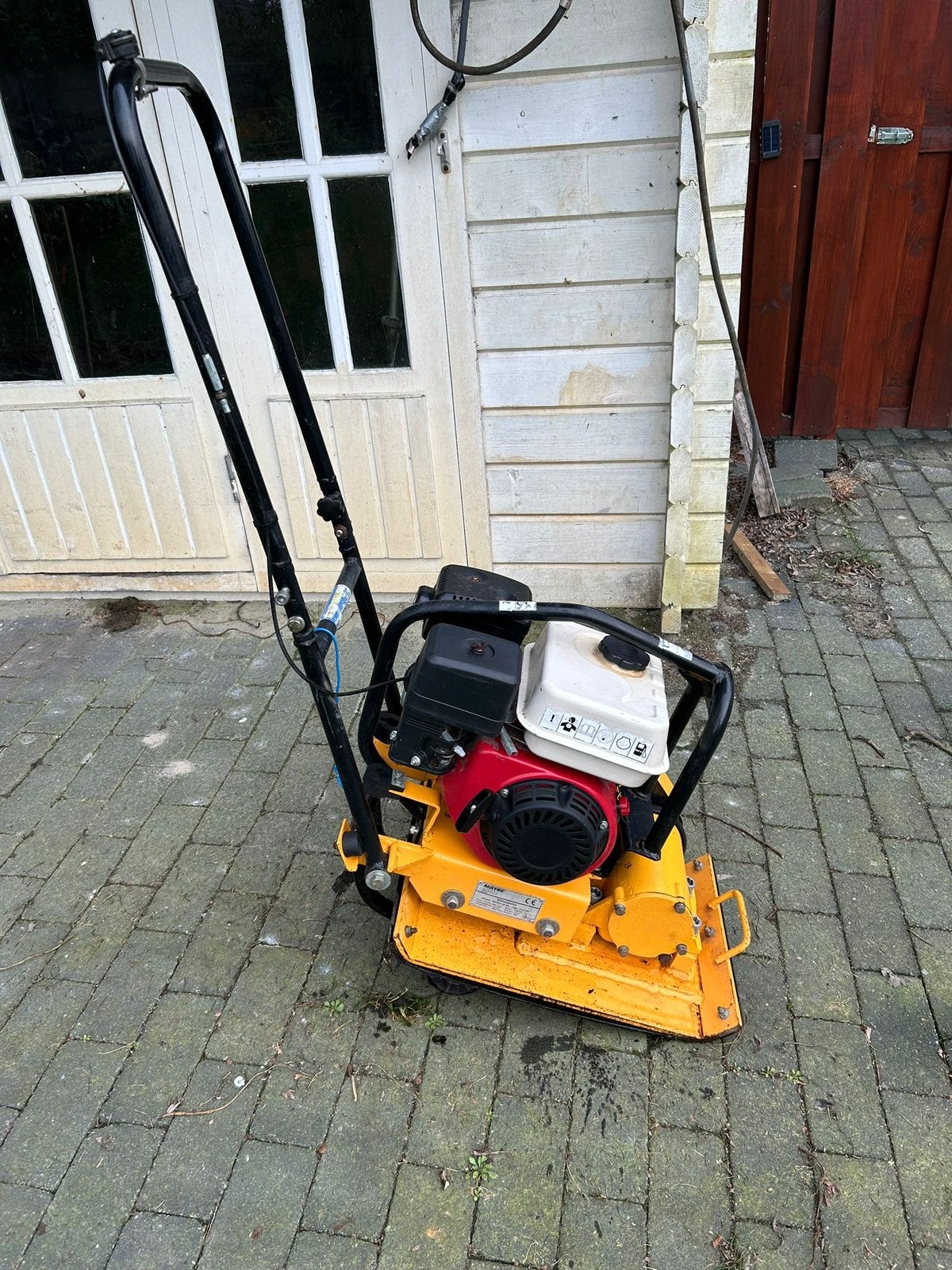 Trilplaat met rubberen mat 20 euro per dag, Tuin en Terras, Ophalen, Zo goed als nieuw