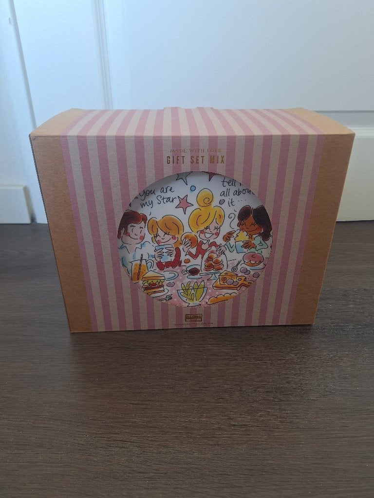 Blond Amsterdam - Gift set mix beker, kom en bord (nieuw), Ophalen, Nieuw, Aardewerk, Bord(en)