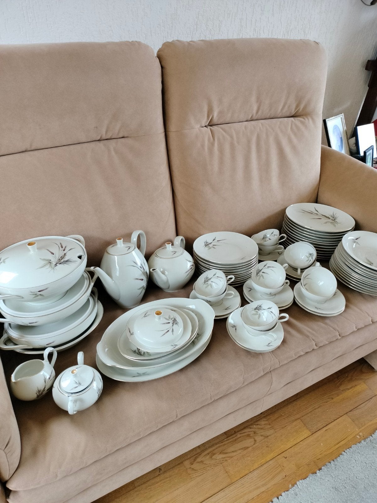 te koop zeer compleet 12 persoons Bavaria servies, Huis en Inrichting, Ophalen, Gebruikt, Porselein, Overige stijlen