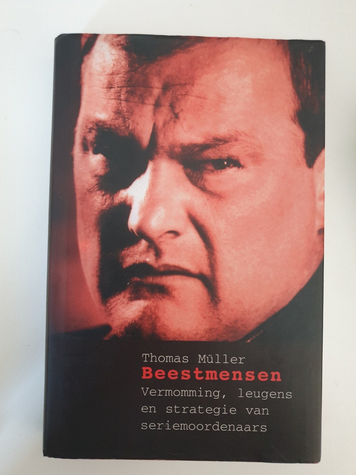 Beestmensen - Thomas Müller (Boek), Ophalen of Verzenden, Gelezen, Thomas Müller
