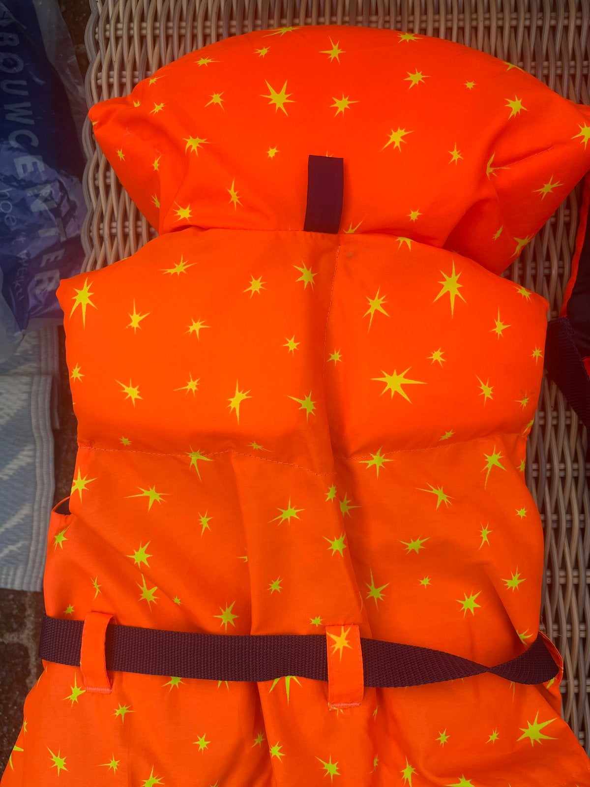 Besto reddingsvest oranje met sterren, Watersport en Boten, Ophalen of Verzenden, Gebruikt, Kind, Reddingsvest of Zwemvest