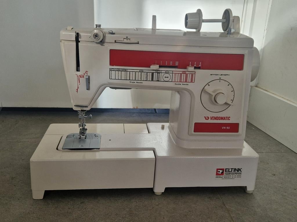 Vendomatic VN-90 retro naaimachine incompleet, Ophalen of Verzenden, Naaimachine, Overige merken