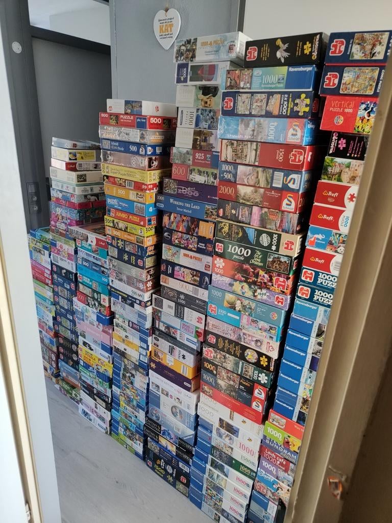 200+ puzzels te koop max 2000 stukjes, zitten ook nieuwe bij, Hobby en Vrije tijd, Denksport en Puzzels, Ophalen of Verzenden