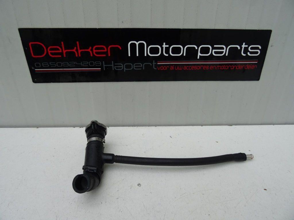 Radiateurdop aansluiting + Dop Ducati Diavel 1200 2011-2013, Motoren, Onderdelen | Ducati, Gebruikt, -, -, Ophalen of Verzenden