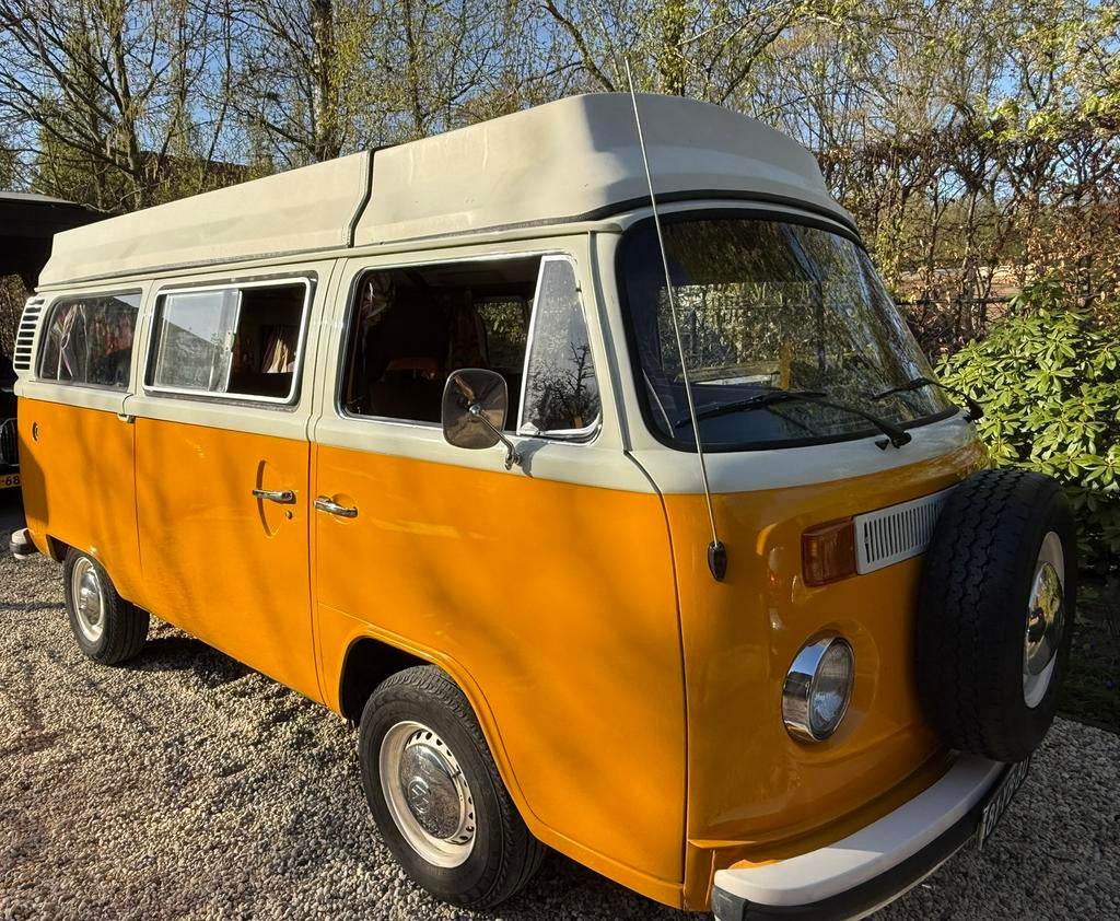 Fred de Bus (Volkswagen T2B 1976), Auto's, Oldtimers, Geel, Bruin, 70 pk, Particulier