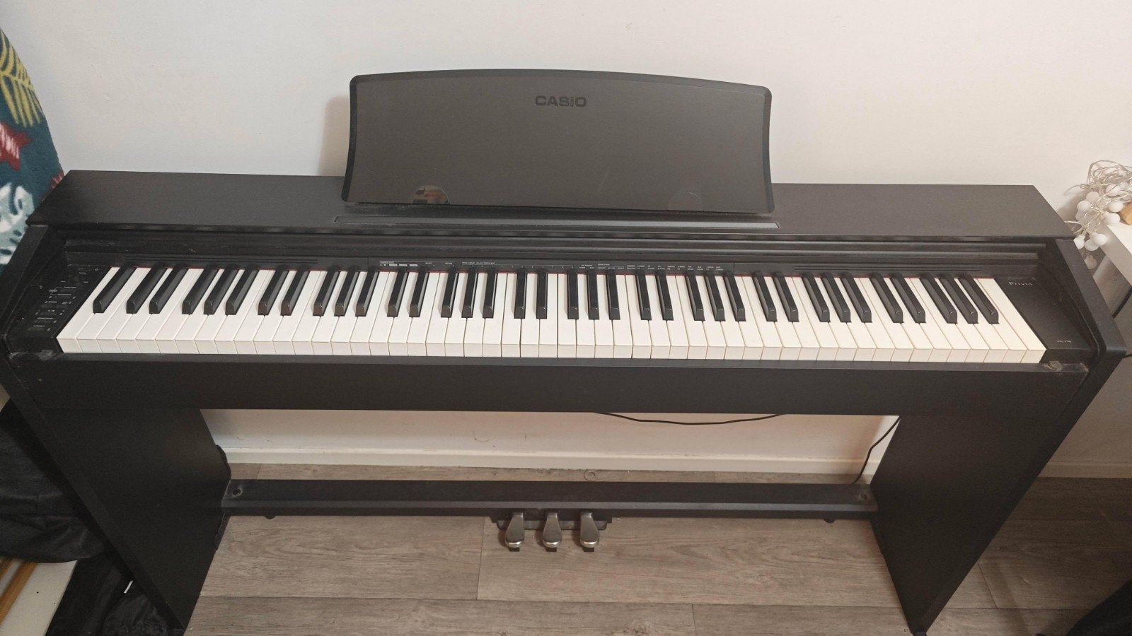 Casio PX-770 digital piano