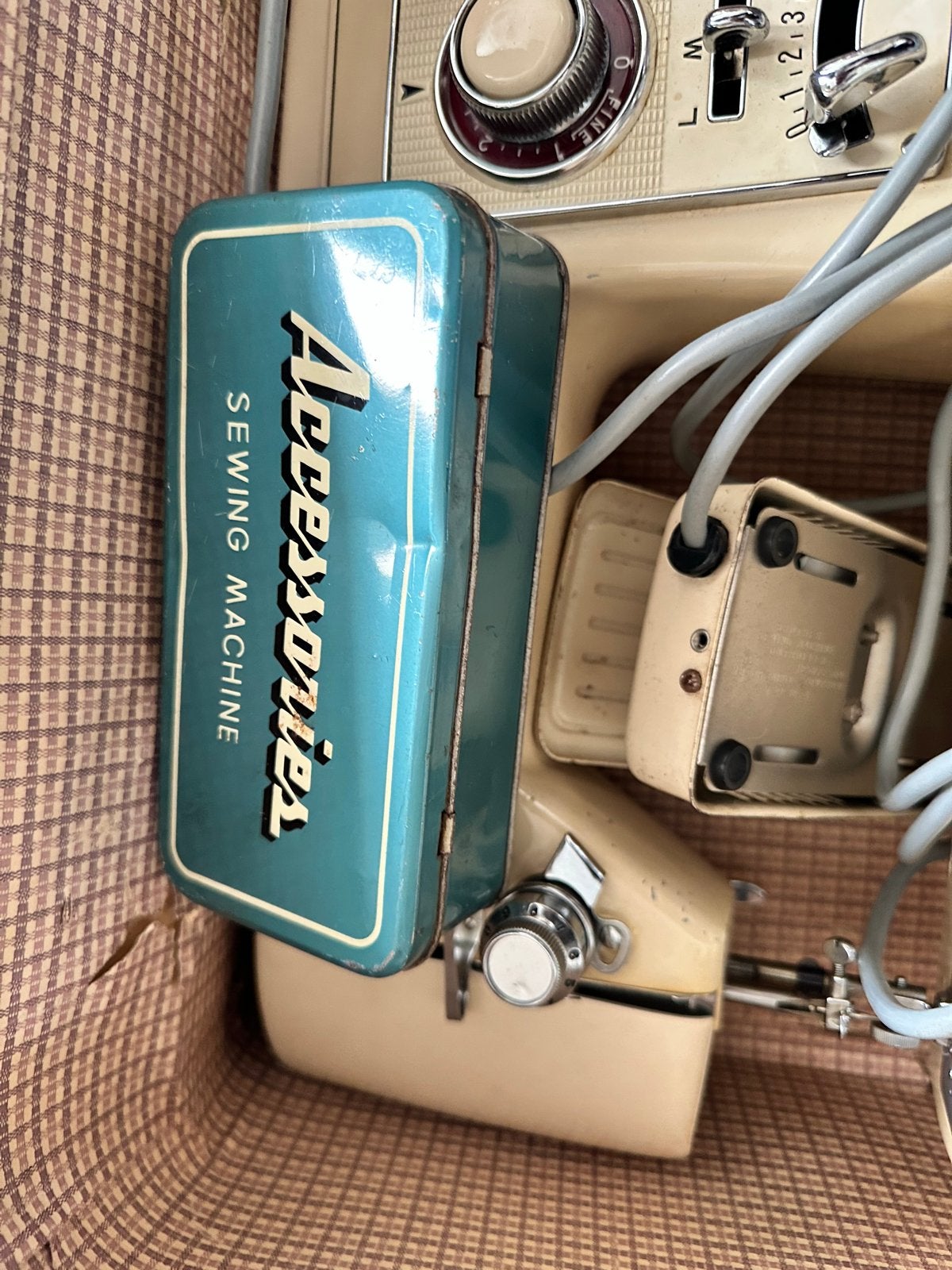 Vintage Pfaff Vendomatic Naaimachine met accessoires, Ophalen, Gebruikt, Naaimachine, Pfaff