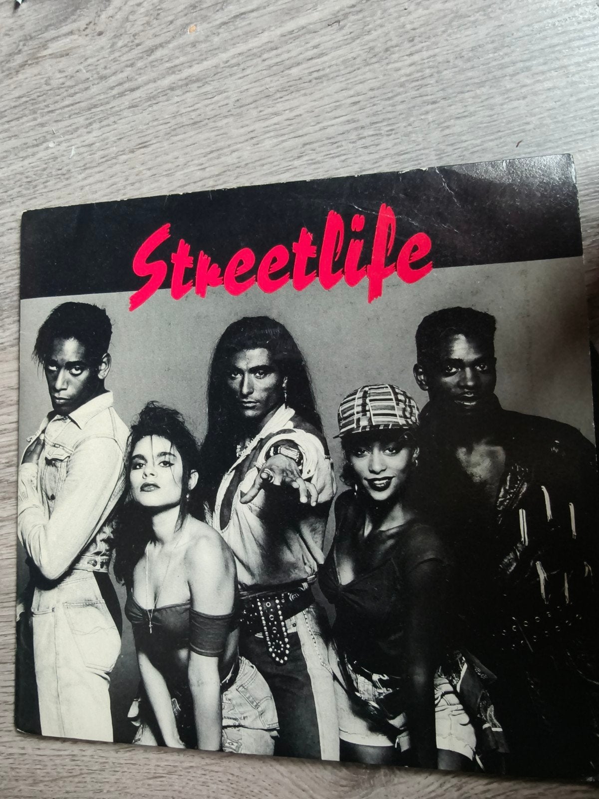 Streetlife - Keep On Movin' (Vinyl Single), Gebruikt, 7 inch, Ophalen of Verzenden, Pop