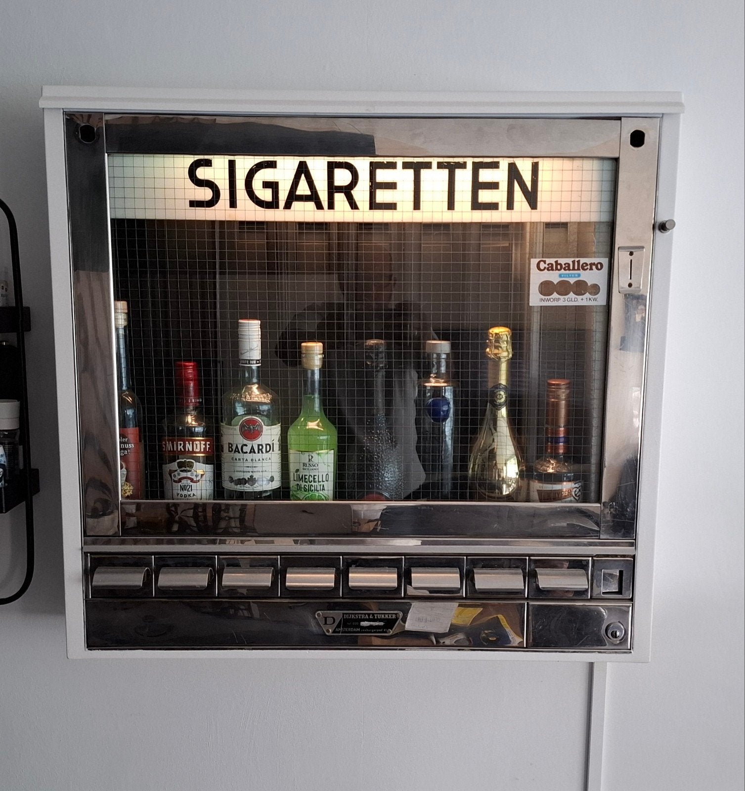 Vintage Sigarettenautomaat - Omgebouwd tot Bar, Ophalen, Gebruikt