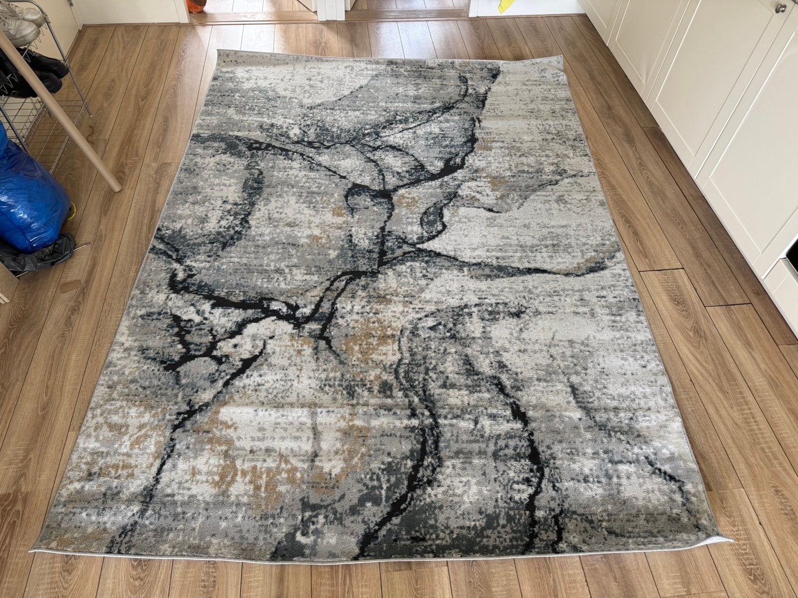 Laagpolig Vloerkleed Blauw Wit Marmer Patroon 200 x 275cm, Ophalen, 200 cm of meer, Nieuw, 200 cm of meer