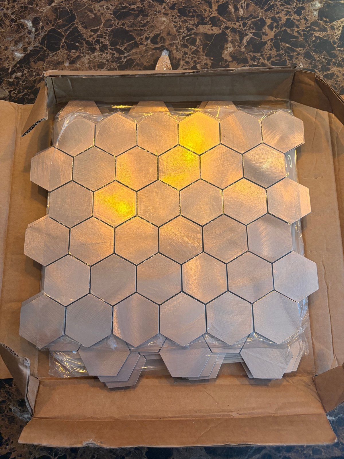 8 stuks zelfklevende hexagon tegels, koperkleurig, Overige materialen, Wandtegels, Nieuw, Ophalen of Verzenden