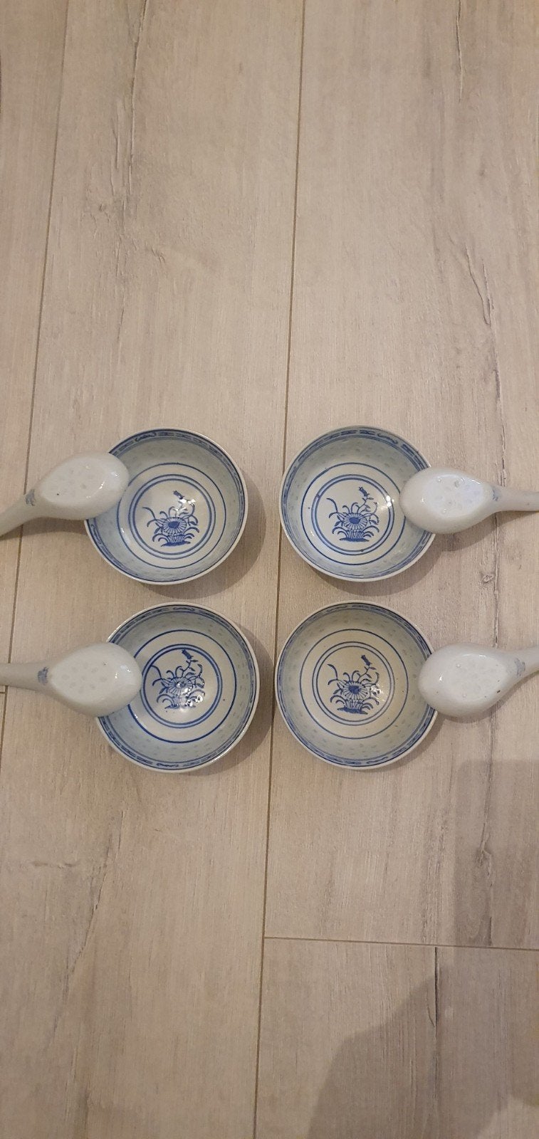 Set van 4 Chinese rijstkommen met lepels, Ophalen of Verzenden