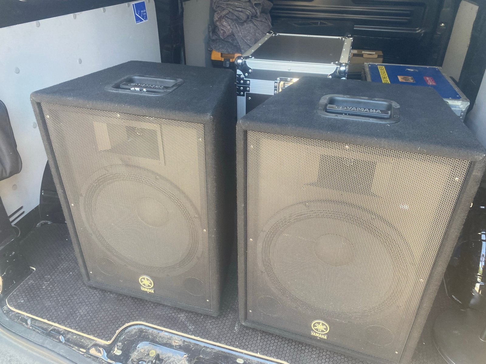 Yamaha AX15 speakerset - 15 inch, 400W RMS, 150 watt of meer, Gebruikt, Speakerset, Yamaha