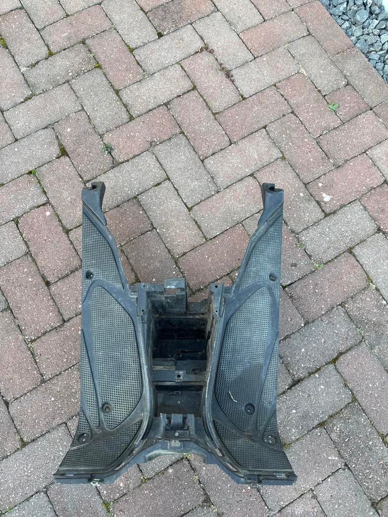 Yamaha Aerox Treeplank - Voetenplank, Ophalen of Verzenden, Gebruikt, Overige typen, Yamaha