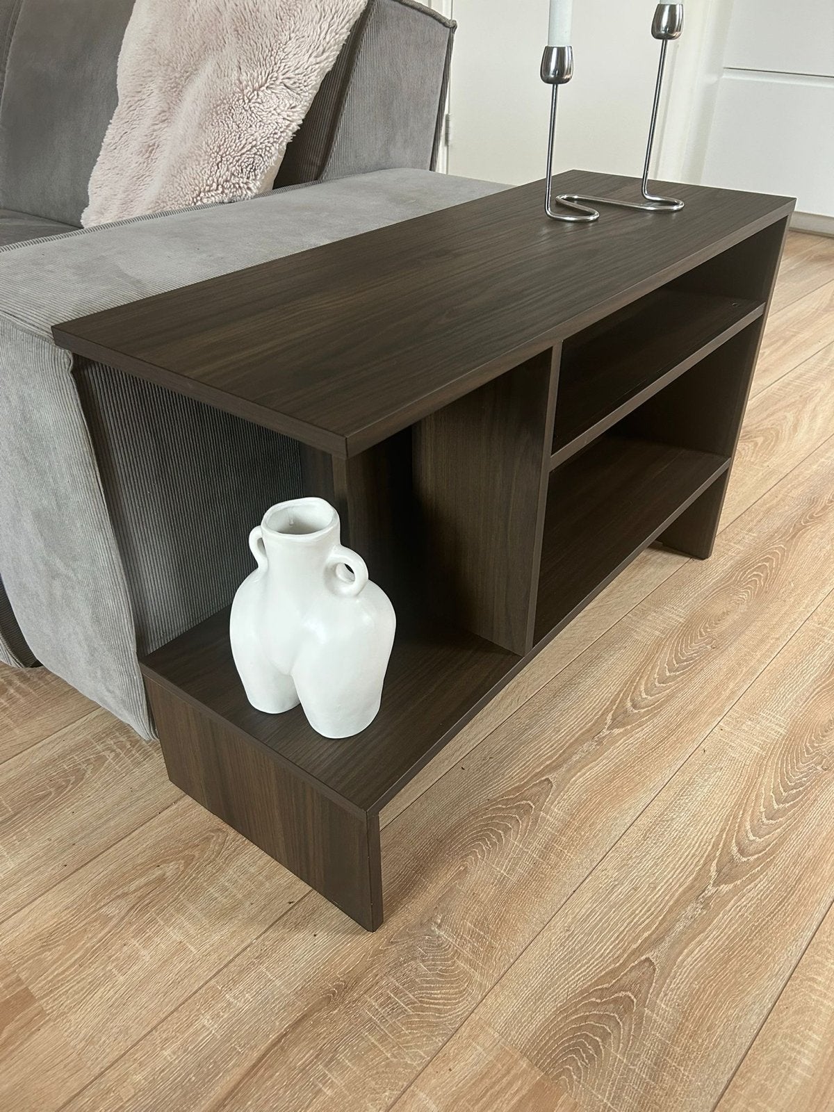 Stijlvolle bijzettafel met opbergruimte, Huis en Inrichting, Tafels | Bijzettafels, Gebruikt, 75 cm of meer, Rechthoekig, Hout