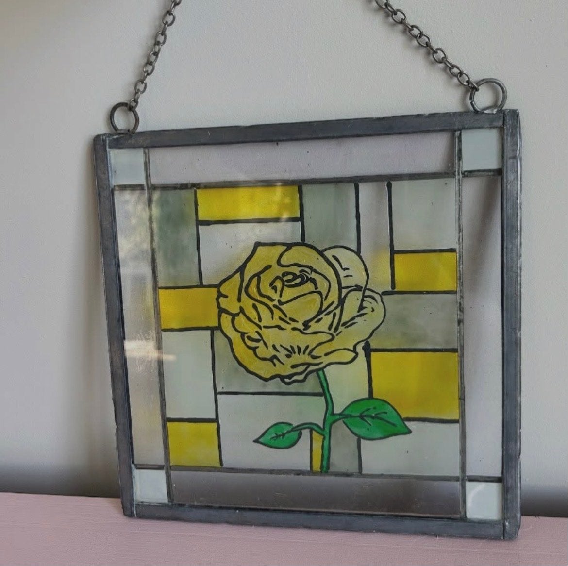 Glas in lood hanger met roos - Geel en wit, Ophalen of Verzenden