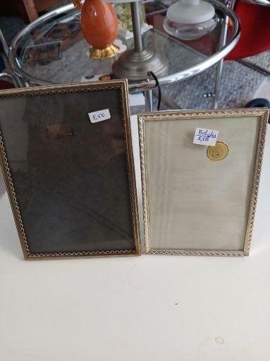 2 mooie oude Fotolijstjes jrn 70/80,Jyden,1xBol glas,(adv370, Audio, Tv en Foto, Fotografie | Fotolijsten, Zilver, Metaal, Hangend