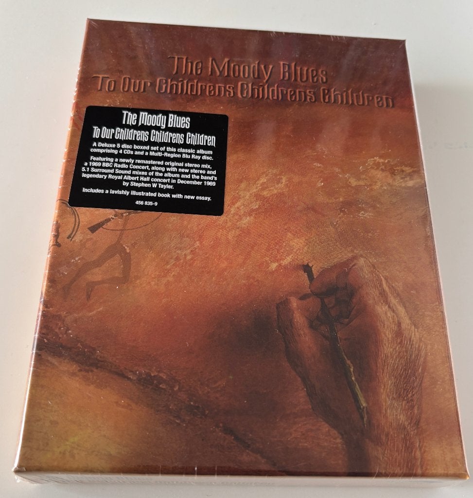 The Moody Blues ‎- To Our Childrens Children (4CD + Blu Ray), Cd's en Dvd's, Blu-ray, Ophalen, Nieuw in verpakking, Muziek en Concerten