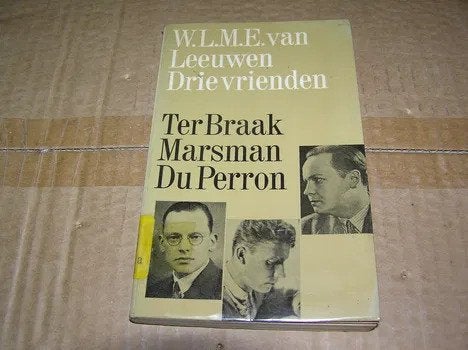 Drie vrienden-W.L.M.E. van Leeuwen, Gelezen, Ophalen of Verzenden, Nederland, W.L.M.E. van Leeuwen