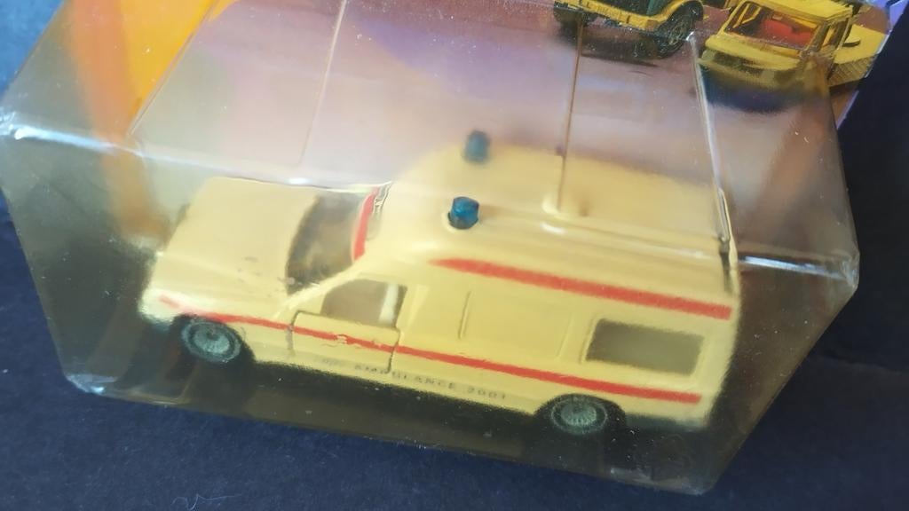 Mercedes Benz Binz Ambulance 2001 1:55 Siku 1718 Pol, Auto, Verzenden, Nieuw, 5880 Lüdenscheid Germany