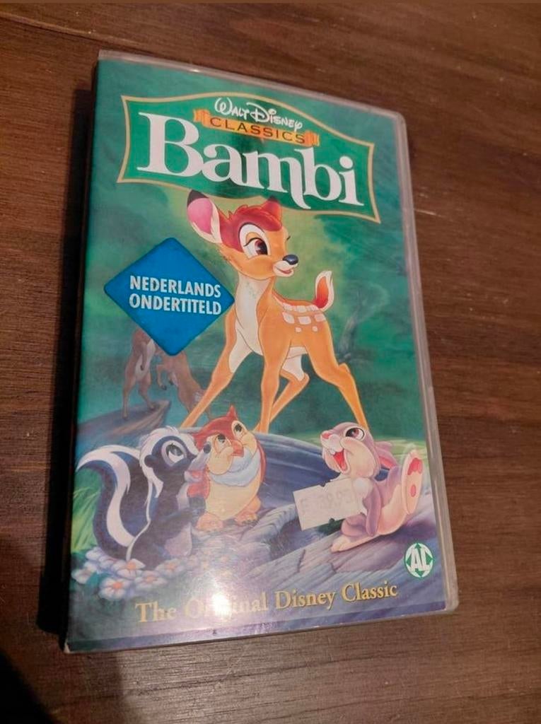 Disney Classics Bambi videoband. Engels gesproken., Alle leeftijden, Ophalen of Verzenden, Gebruikt, Tekenfilms en Animatie