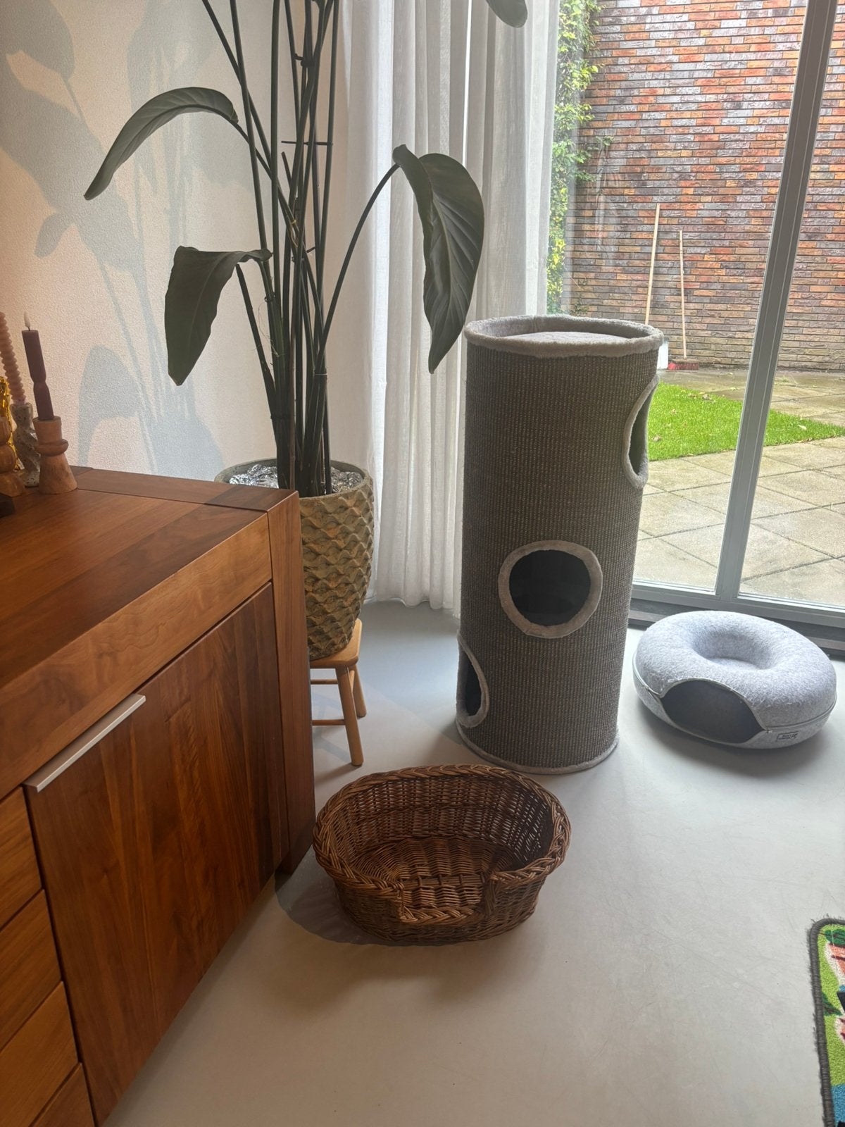 Adori Krabton Nala - Krabton - Grijs Ø40x100 cm Pets Place, Dieren en Toebehoren, Ophalen, Zo goed als nieuw