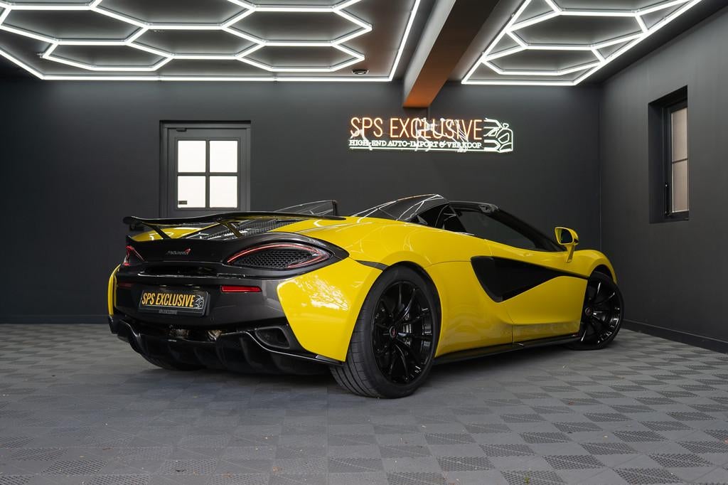 McLaren 570S Spider 570S / Lift / Keramisch / Novitec / Elit, Auto's, Automaat, Achterwielaandrijving, Gebruikt, Overige kleuren