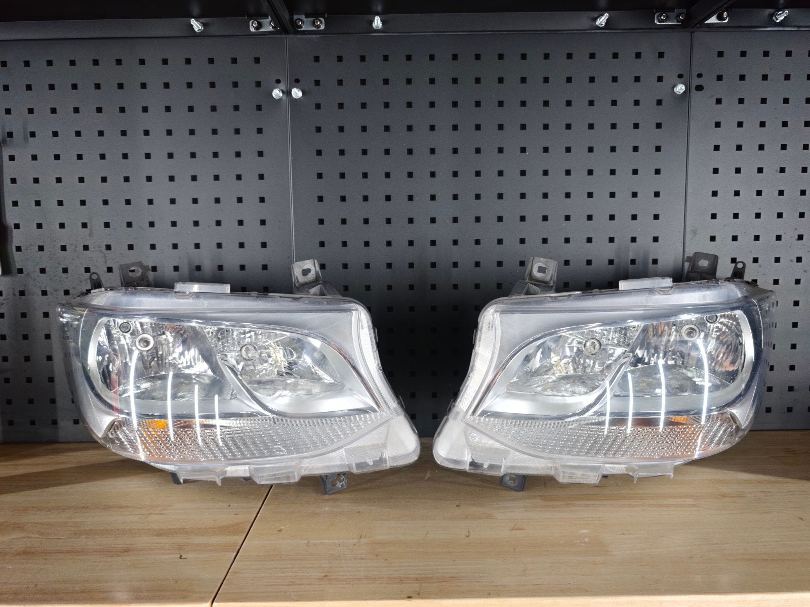 Mercedes-Benz Sprinter Koplamp Set A9069060000, Auto-onderdelen, Ophalen, Gebruikt, Mercedes-Benz