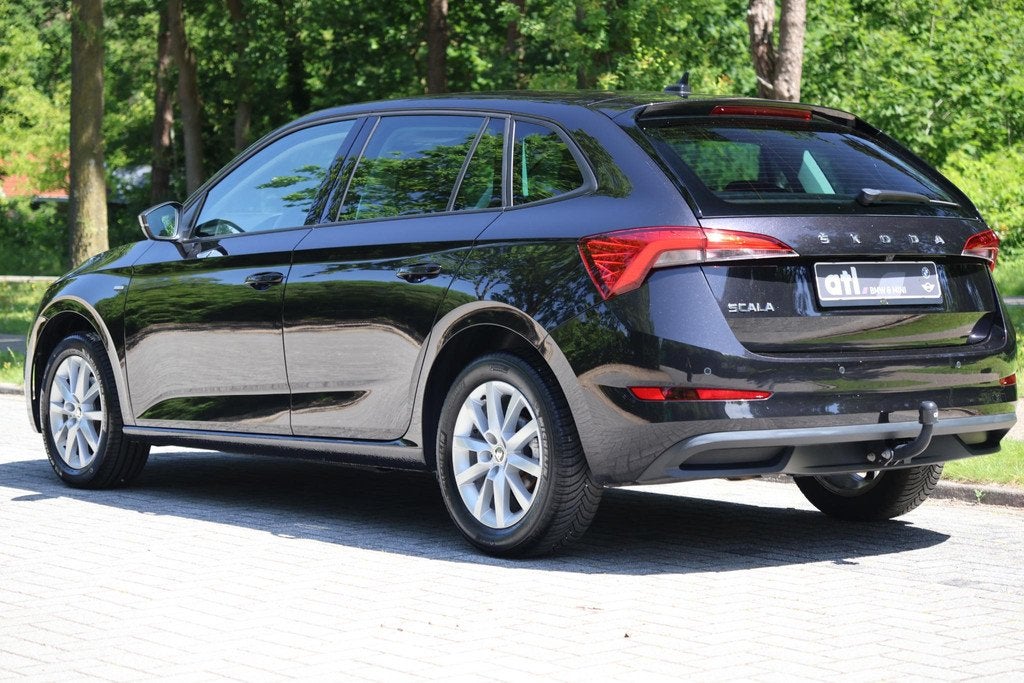 Skoda Scala 1.0 TSI Clever Trekhaak l Stoelverwarmiing l Ach, Auto's, Skoda, Scala, Gebruikt, Euro 6, Automatische klimaatregeling