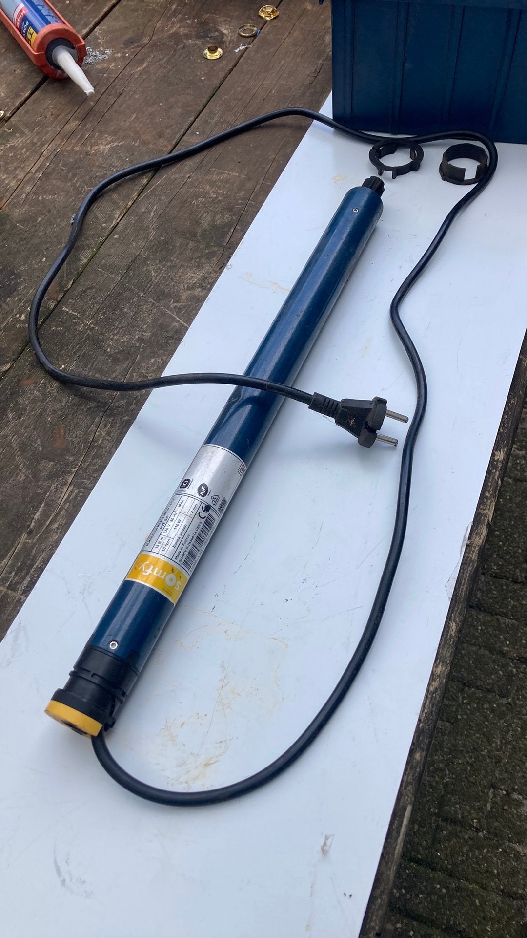 Somfy buismotor subea screen io. 13/10 met adapters en steun, Doe-het-zelf en Verbouw, Rolluiken, Ophalen, Gebruikt, Wit, Minder dan 100 cm