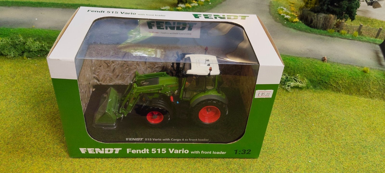Fendt 515 Vario met voorlader. Universal Hobbies., Ih, Nieuw, Ophalen of Verzenden, Uh
