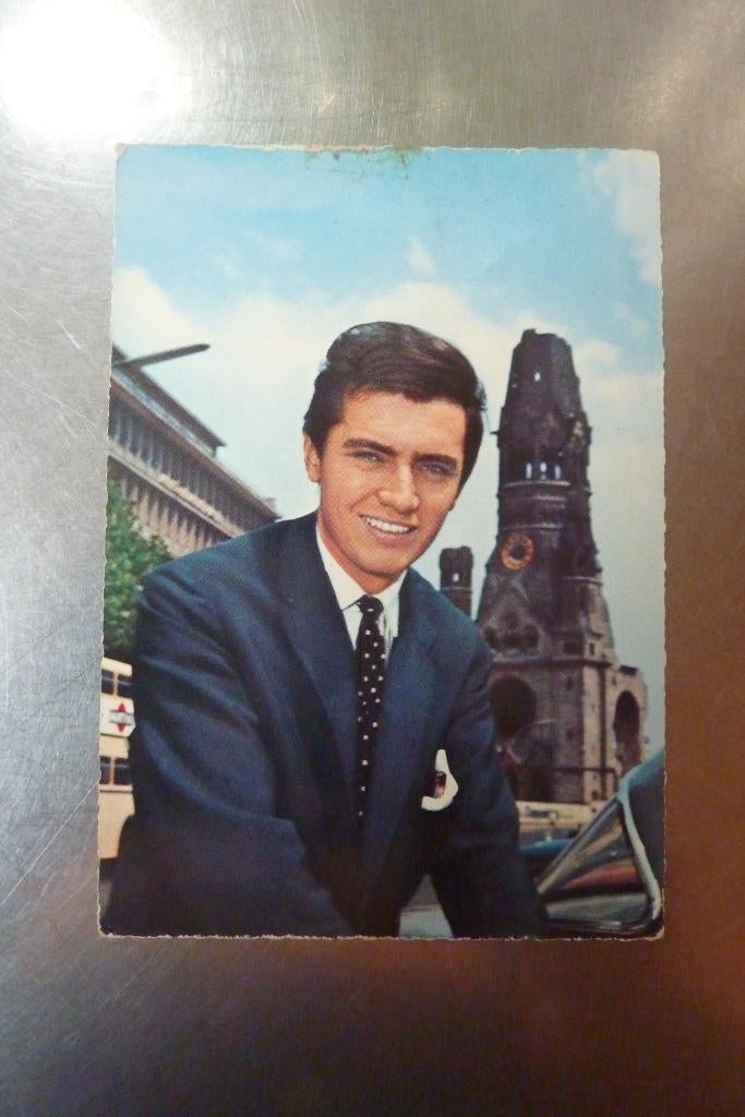 1 kaart Rex Gildo en 4 kaarten Adamo, Verzamelen, Ophalen of Verzenden, 1960 tot 1980, Gelopen, Sterren en Beroemdheden