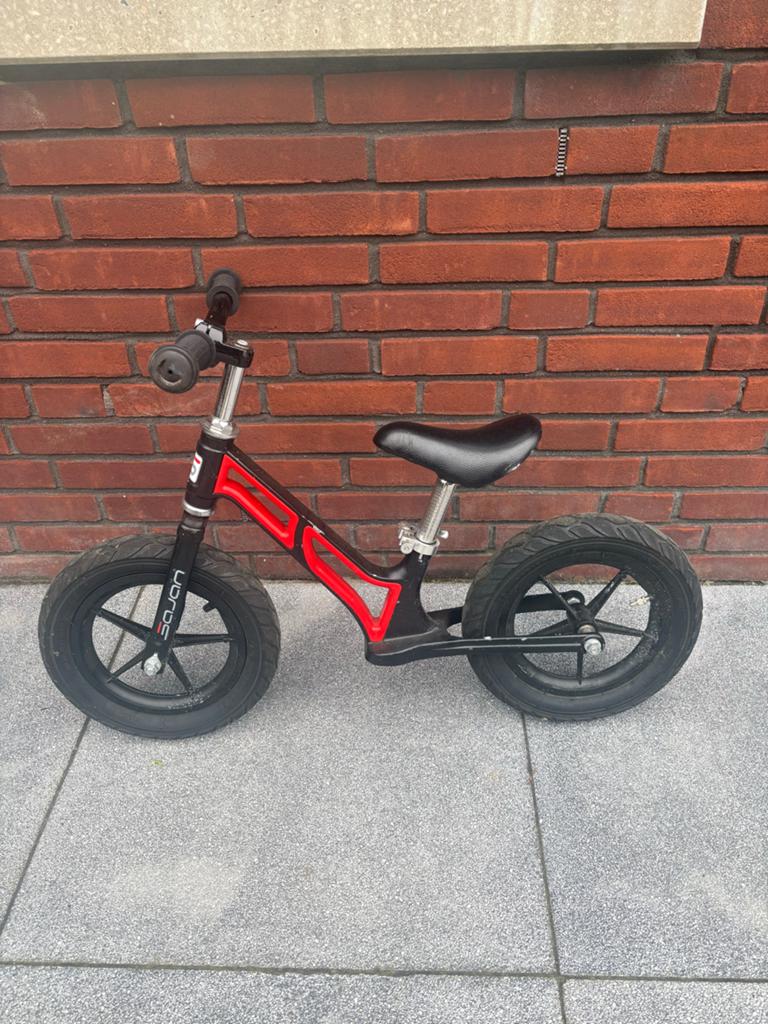 Sajan Loopfiets - Rood/Zwart, Ophalen, Gebruikt, Loopfiets