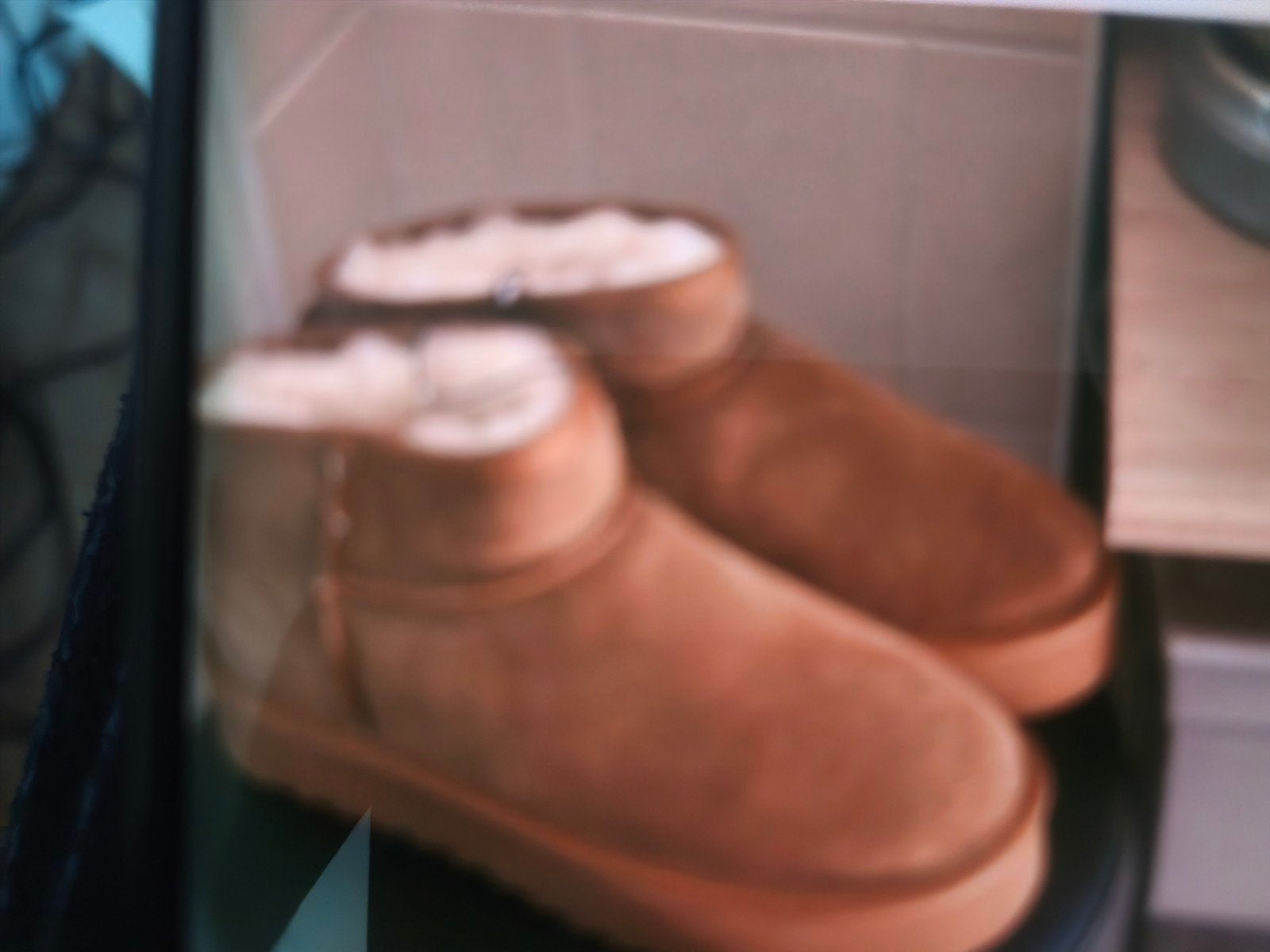 UGG Laarzen - Zo goed als nieuw, Kleding | Dames, UGG, Bruin, Lage of Enkellaarzen, Ophalen of Verzenden