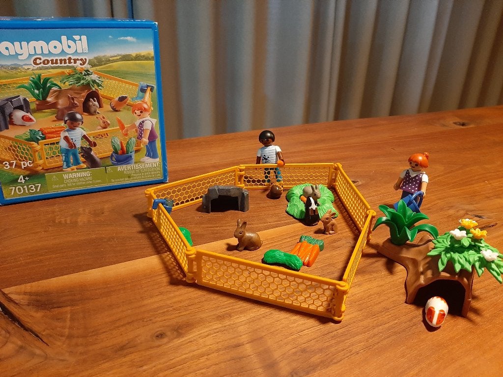 Playmobil Country Konijnenhok met ren - Set 70137, Complete set, Overige typen, Ophalen of Verzenden, Zo goed als nieuw