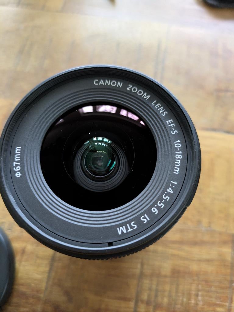 Canon EFS 10-18mm  macro 0.22m/0.7ft, Ophalen, Zo goed als nieuw, Standaardlens