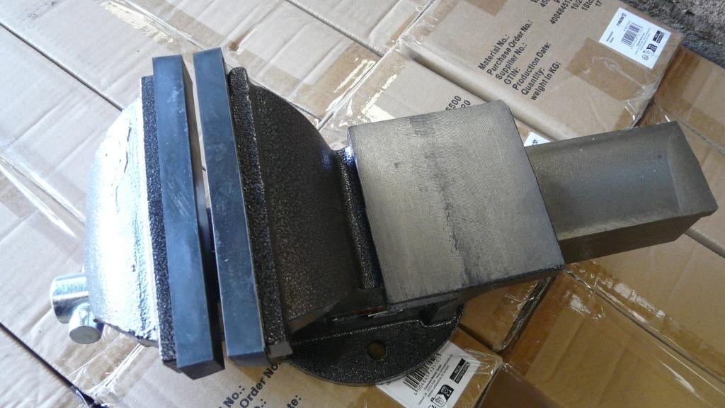Bankschroef Meister 150mm, Ophalen