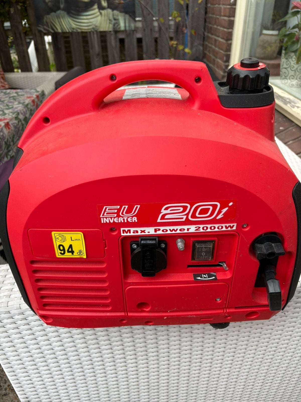 EU inverter 20i 2000Watt, Ophalen of Verzenden, Zo goed als nieuw
