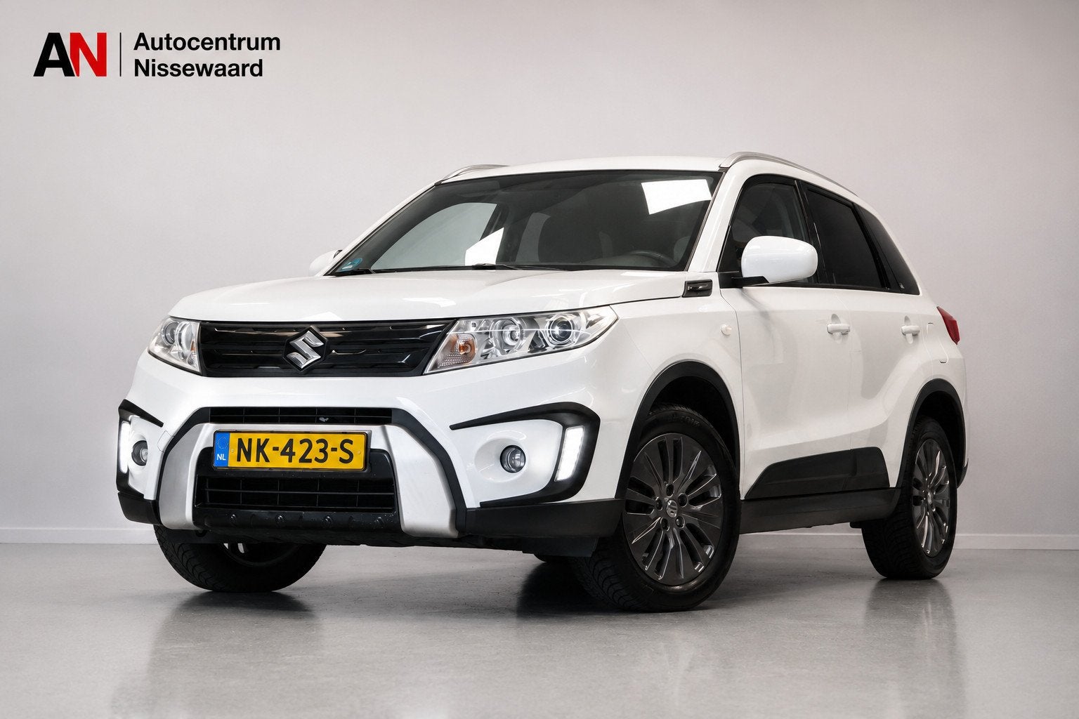 Suzuki Vitara 1.6 Exclusive |Climate|Navi|Trekhaak|, Auto's, Suzuki, Voorwielaandrijving, Stof, 4 cilinders, 400 kg