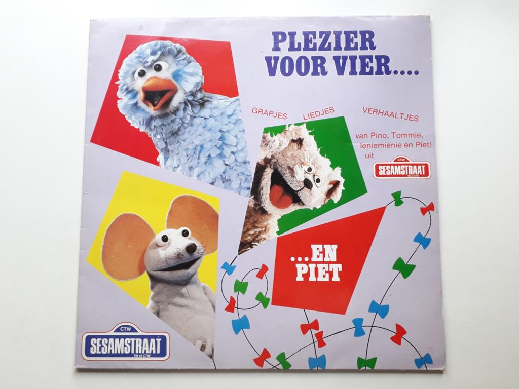 Lp vinyl   Sesamstraat - Plezier voor Vier.... en Piet, Cd's en Dvd's, Vinyl | Kinderen en Jeugd, Ophalen of Verzenden, Gebruikt