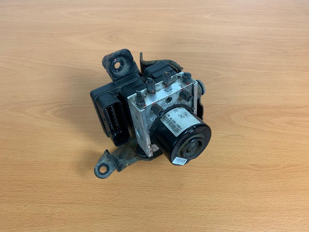 ABS pomp Suzuki swift 73K1 / 73K1BE2WD 2005 tot 2010, Gebruikt, -, -, Ophalen of Verzenden