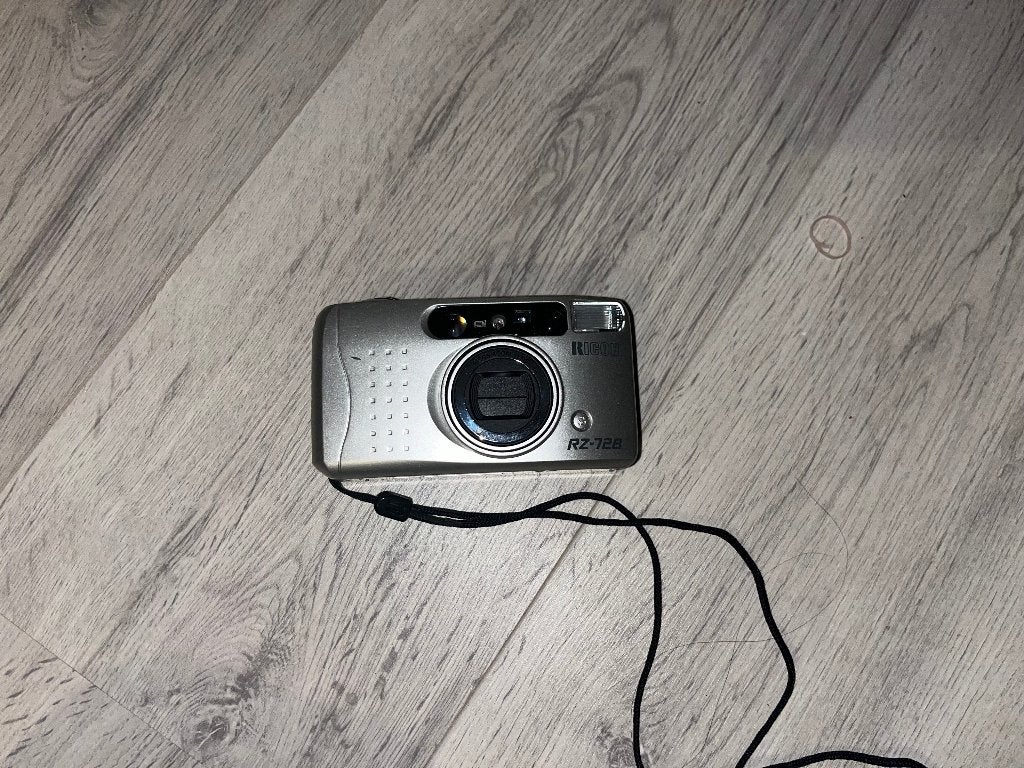te koop:Ricoh RZ-728 analoge camera, Ophalen of Verzenden, Gebruikt, Compact, Overige Merken