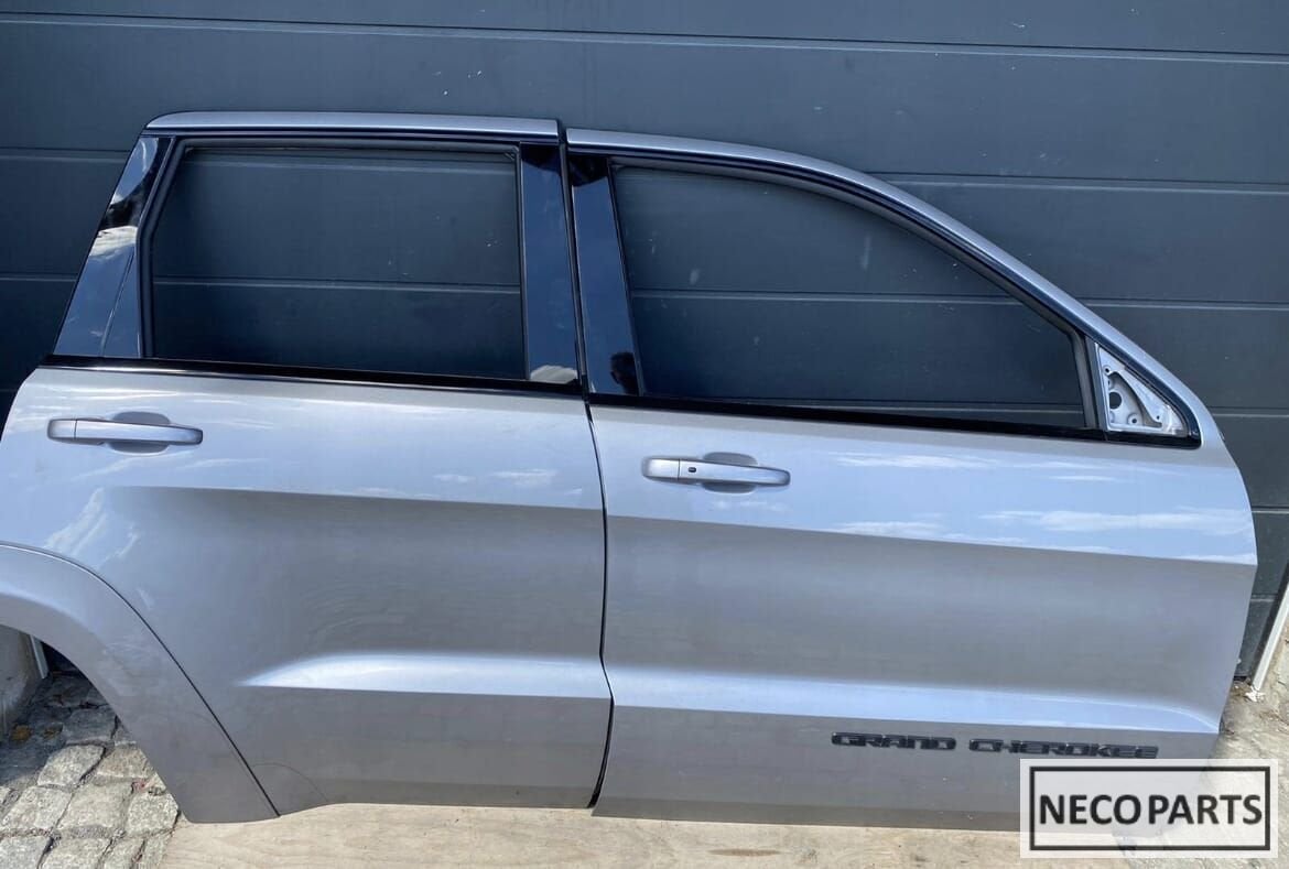 JEEP CHEROKEE WK2 SRT 8 PXJ PORTIER DEUR DEUREN OP AANVRAAG!, Jeep, Gebruikt, -, Ophalen of Verzenden