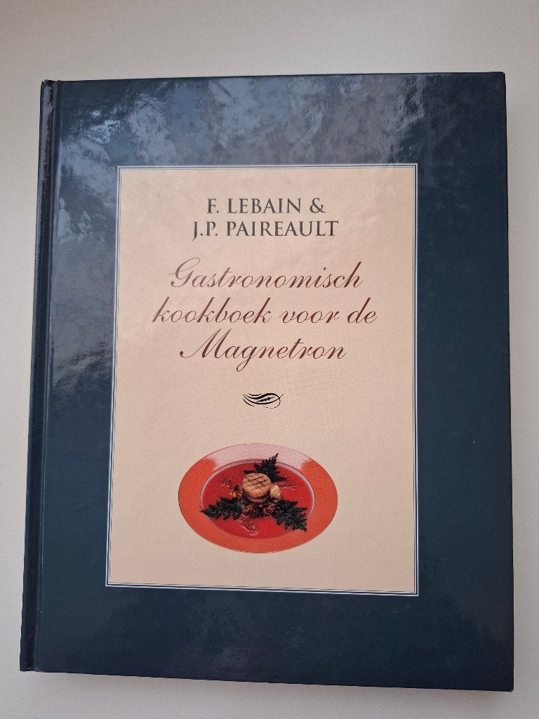 4 bijzondere kookboeken aangeboden., Ophalen of Verzenden, Zo goed als nieuw, Overige gebieden